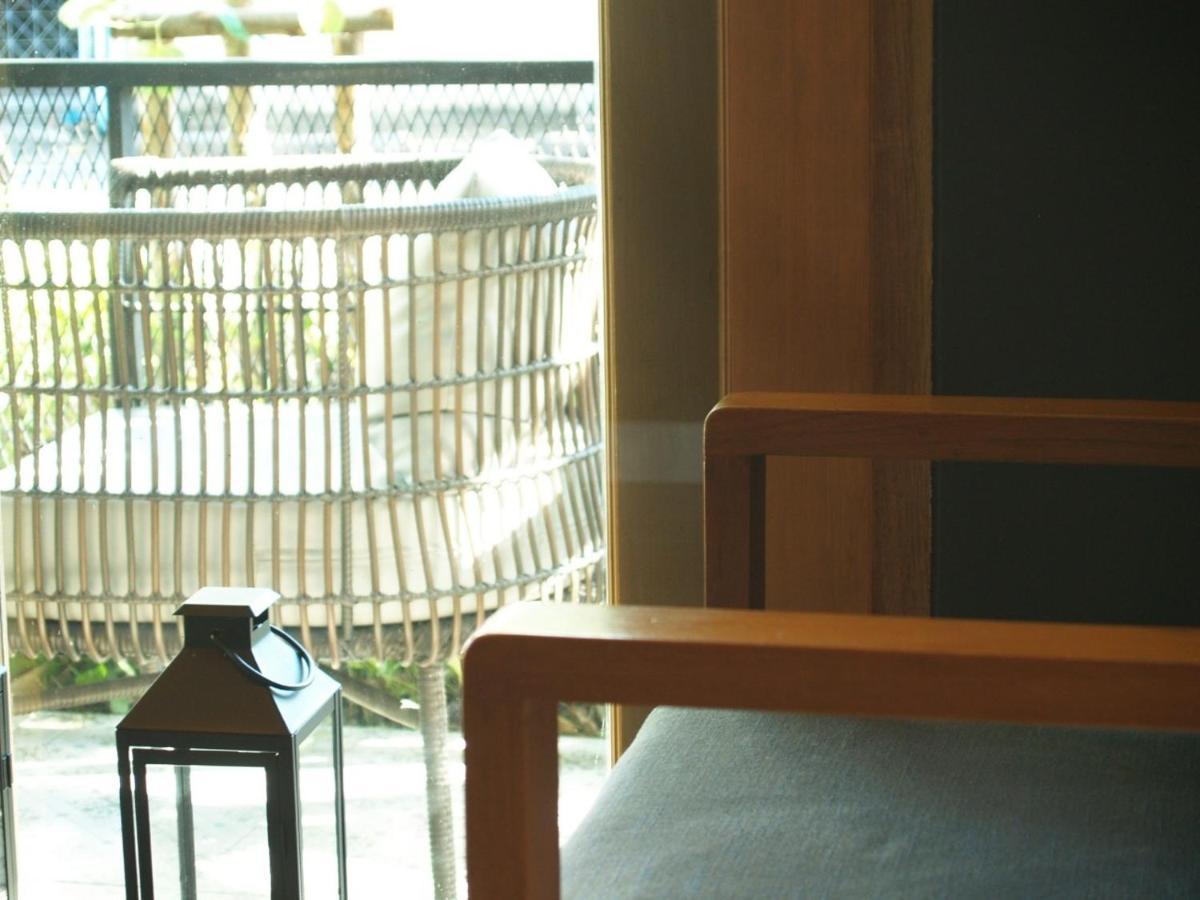 The Lantern Suites Ban Song Hong Экстерьер фото